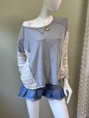 Free People Gray Knit Mixed-Fabric Pullover Sweatshirt – Size M